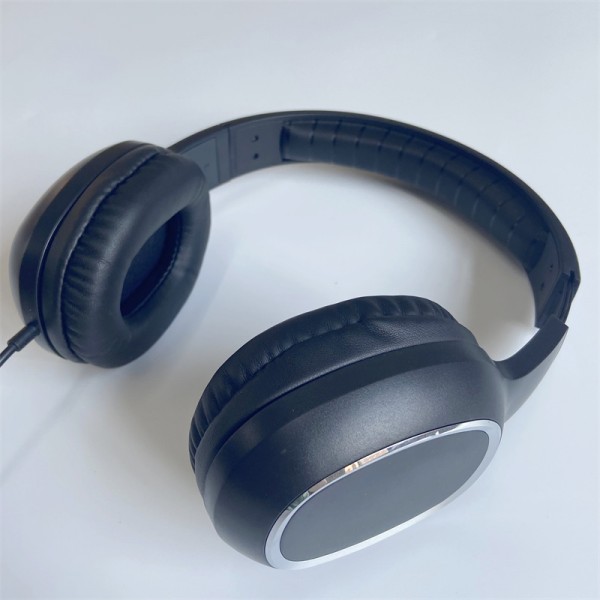 3.5mm stereo over-ear soft padding headband  Foldable Amazon studio  Noise Cancelling Pc Wired Headphones